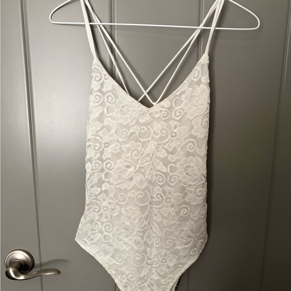Elegant Lace Bodysuit - White